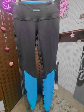 lululemon athletica Black and Teal Panel Leggings